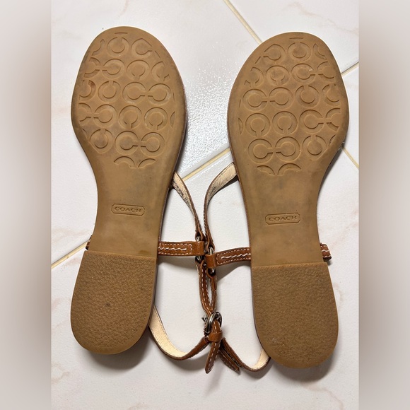 Unique💛Coach Rue Dog Leash Flat Sandals - Picture 5 of 5